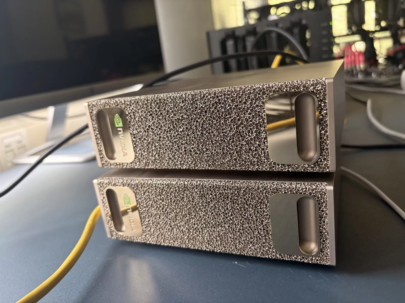 Eigen AI-hardware waarop Rootsec de AI-pentester lokaal en veilig draait